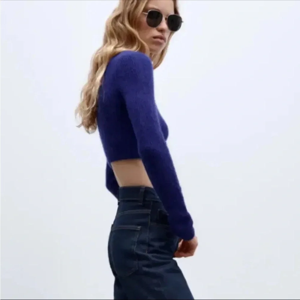 Zara Royal Blue Fuzzy Cropped Cardigan - Soft Knit V-Neck Sweater - Size S - Picture 4 of 9